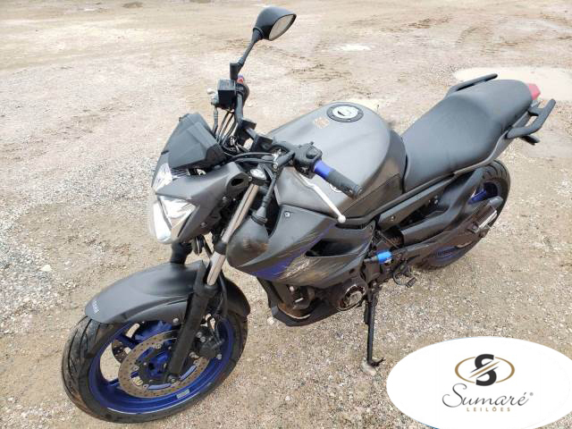 YAMAHA XJ6 13/13