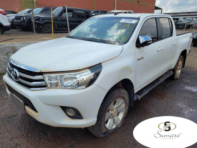 TOYOTA HILUX 2.8 17/17